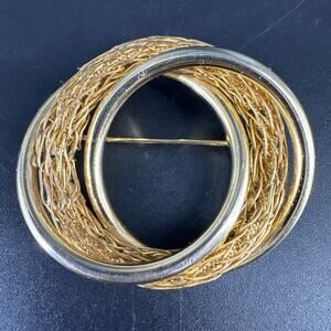 Kramer Of New York Brooch Pin Gold Tone Braided Round Ring Double Circle Read